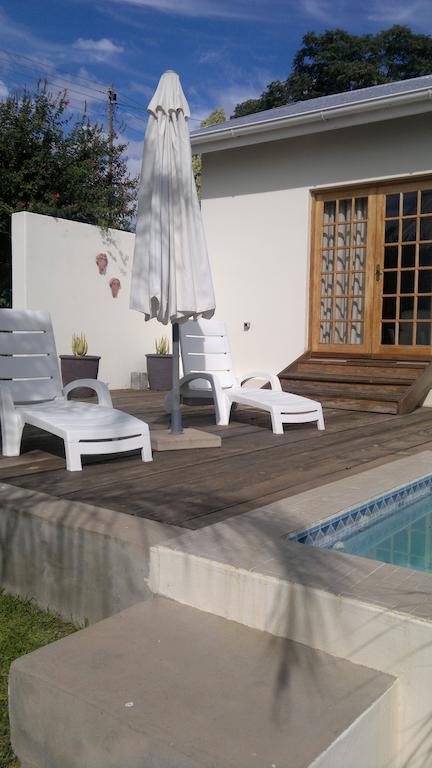 Oasis Shanti Backpackers Oudtshoorn Exterior photo