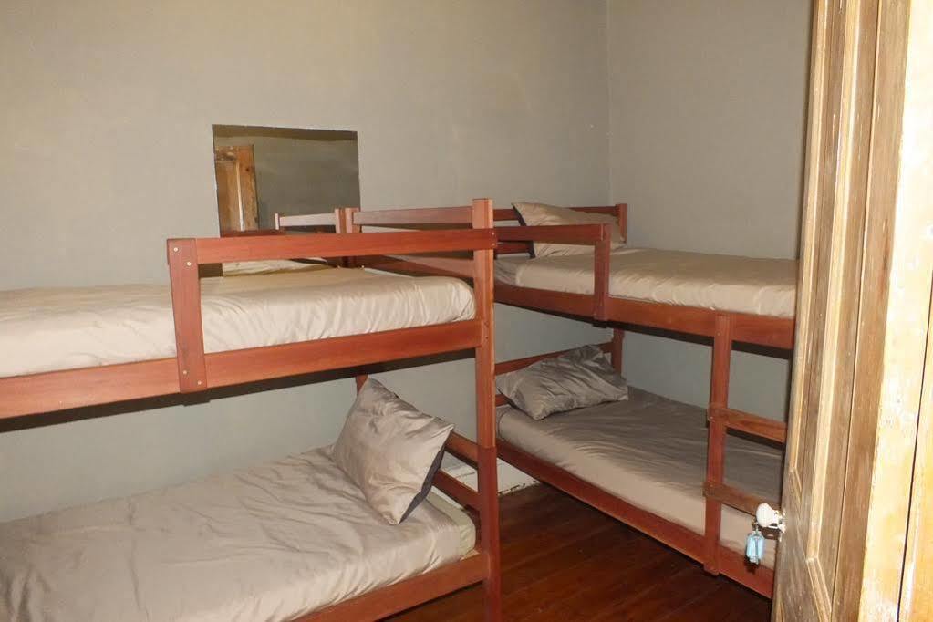 Oasis Shanti Backpackers Oudtshoorn Exterior photo